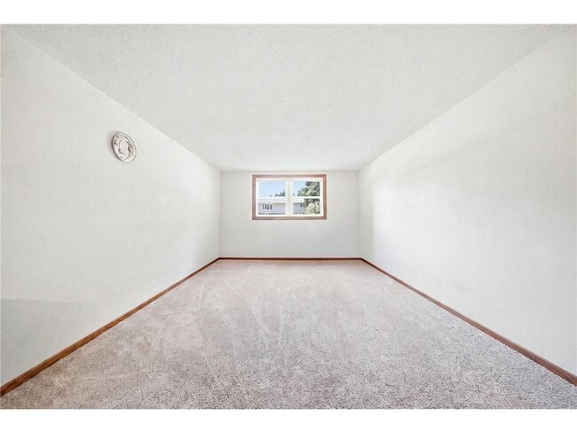 Building Photo - 3485 Lester Ave