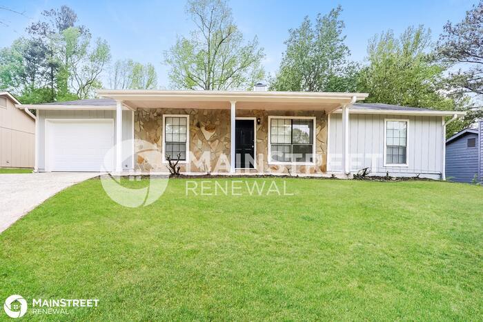 Primary Photo - 11097 Shannon Cir, Hampton, GA 30228
