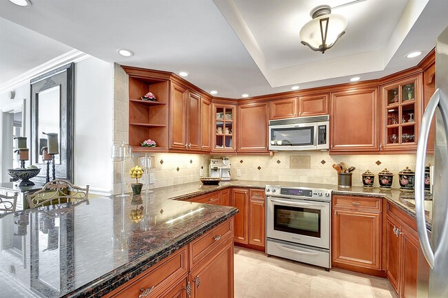 Foto del edificio - 3570 S Ocean Blvd