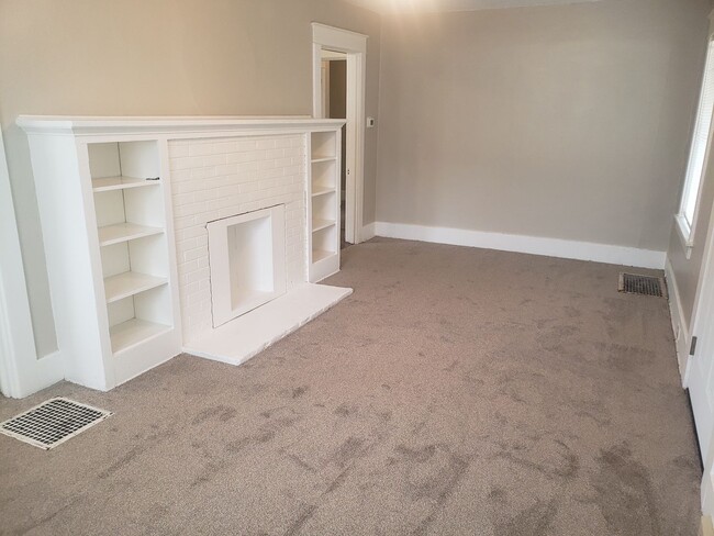 Photo - 1032 NE Madrona Street House