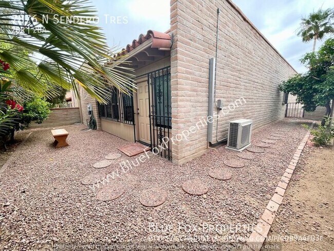Foto del edificio - 7876 N. Sendero Tres