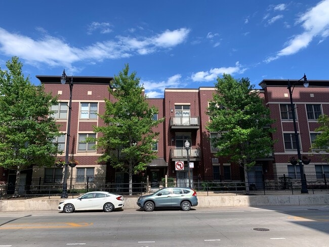 Building Photo - 1515 S Halsted St