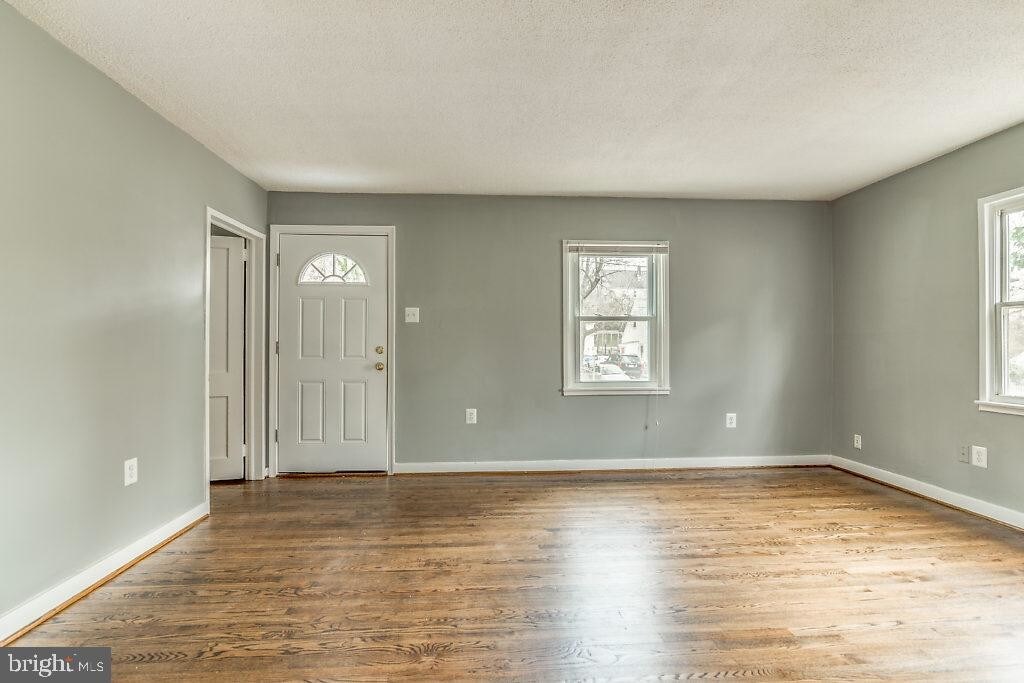 Primary Photo - 6010 Rixey Dr