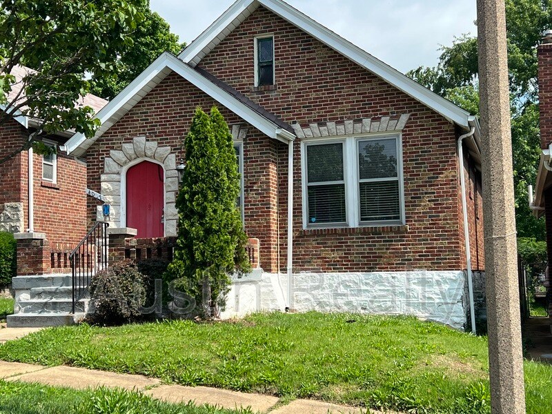 Primary Photo - 4057 Potomac St