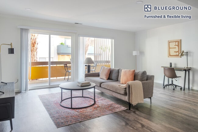 Building Photo - 141 Wellesley Cres