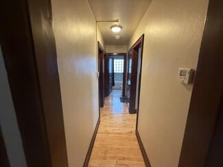 Building Photo - 506 Howard St