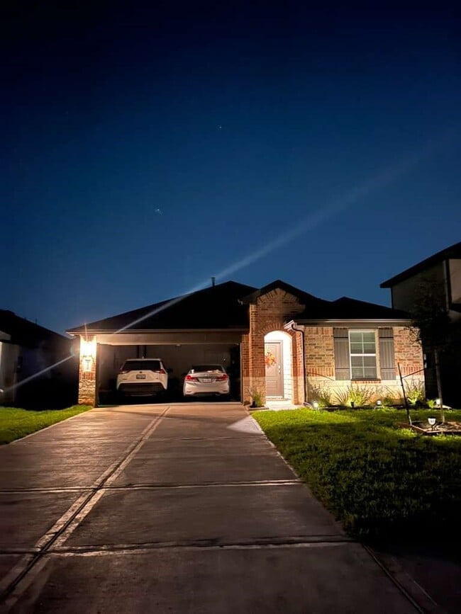 Building Photo - 31014 Brightwell Bnd