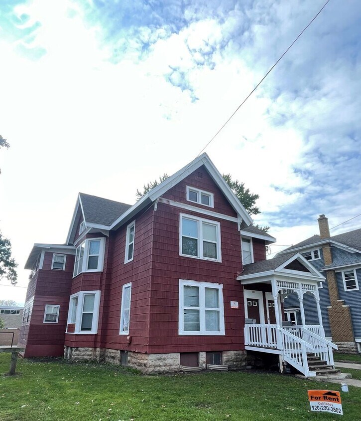 Primary Photo - 639 Amherst Ave