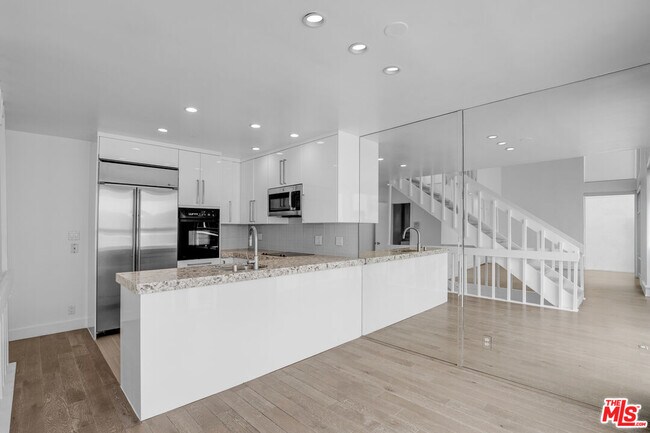 Foto del edificio - 1 Ironsides St