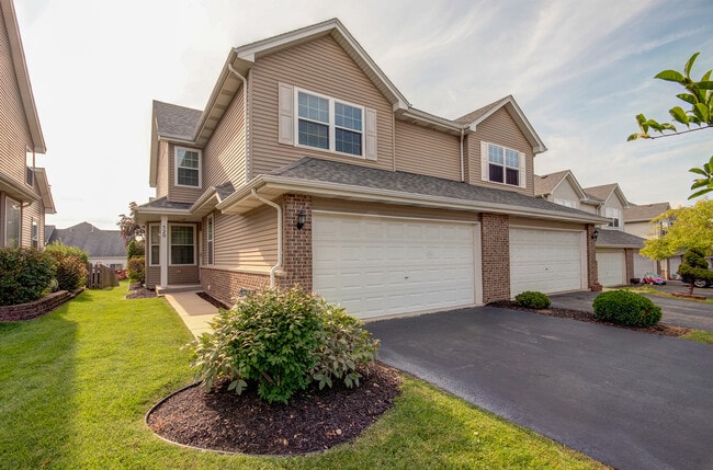 Building Photo - 520 Frieh Dr