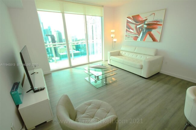 Foto del edificio - 950 Brickell Bay Dr