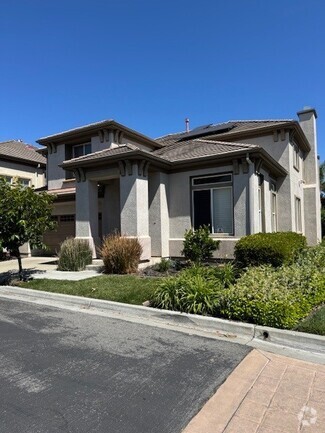 Building Photo - 5939 Pala Mesa Dr