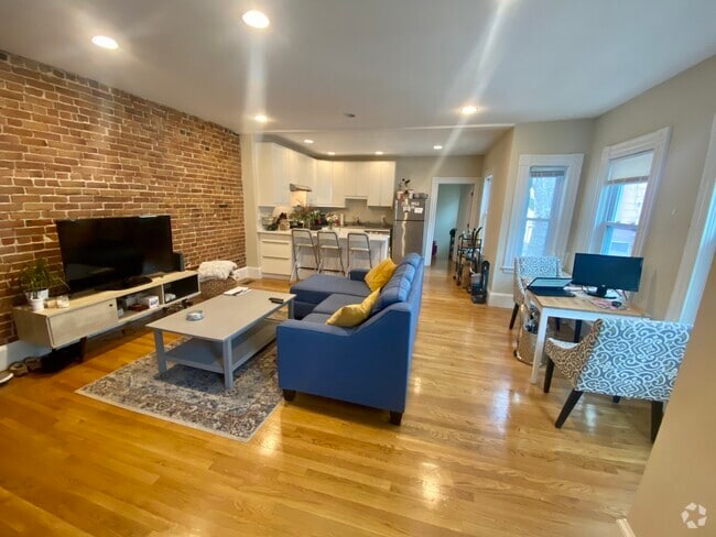 Building Photo - 28A Cherry St