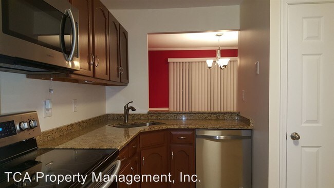 Building Photo - 1502 Murray Pl