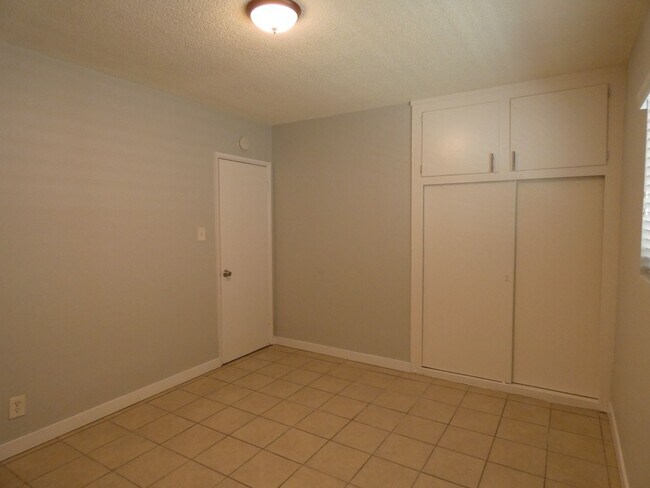 Foto del edificio - 1334 Walnut Ave