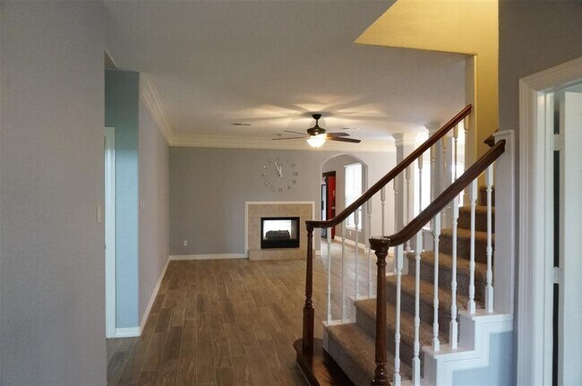 Foto del edificio - 28003 Rose Ln