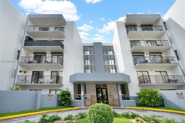 Foto del edificio - 1820 W 53rd St