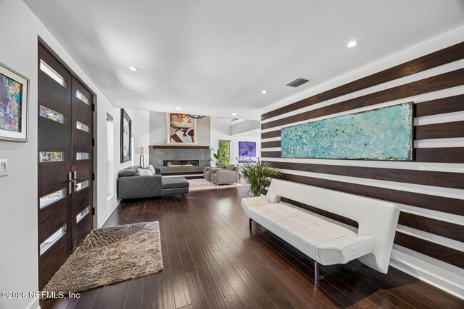 Foto del edificio - 14030 Mandarin Oaks Ln
