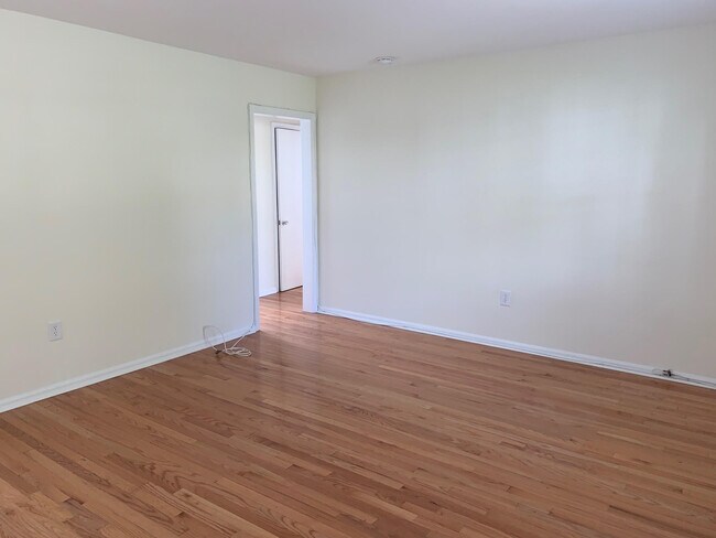 Living Room - 132 Cricket Ave
