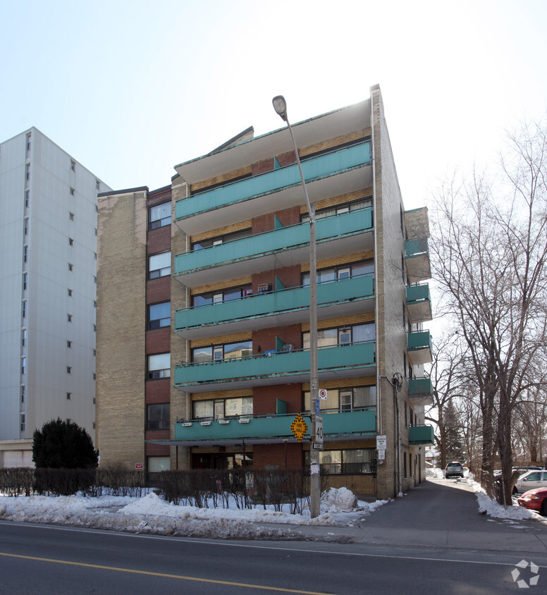 Building Photo - 185 Cosburn Ave