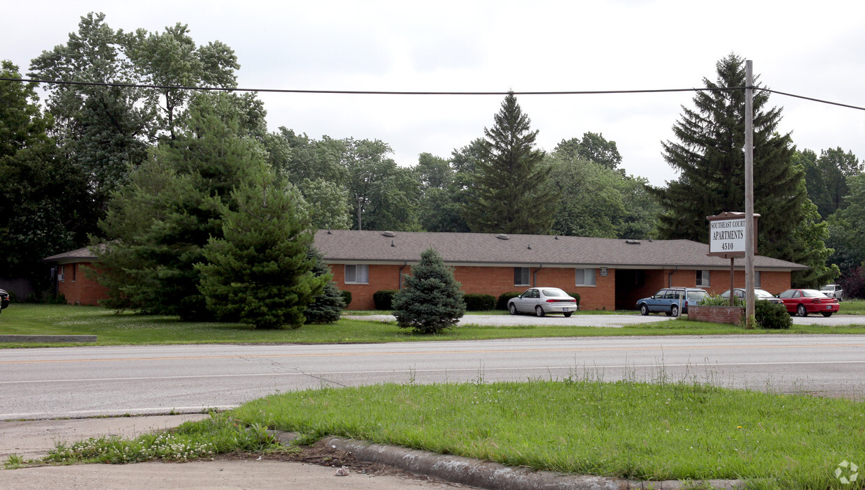 Building Photo - 4510 Southeastern Ave