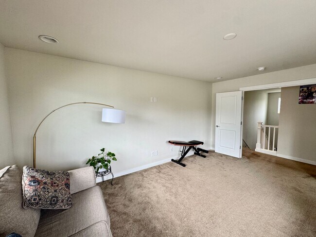Building Photo - Beautiful Duvall Home!!!