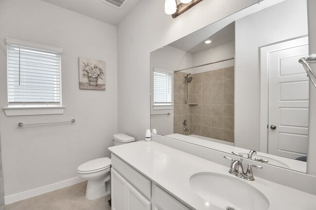 Foto del edificio - 8213 Rising Stream Dr