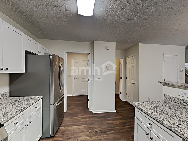 Building Photo - 126 Garden Walk