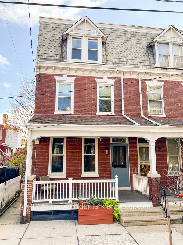 Foto del edificio - 255 Elm St