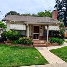 Building Photo - 330 Waverly St