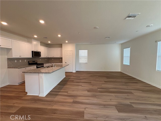 Building Photo - 4143 E Avila Privado