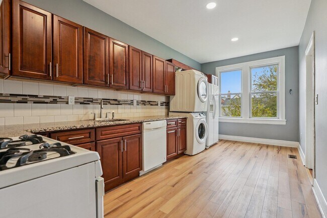 Foto del edificio - 41 E 48th St