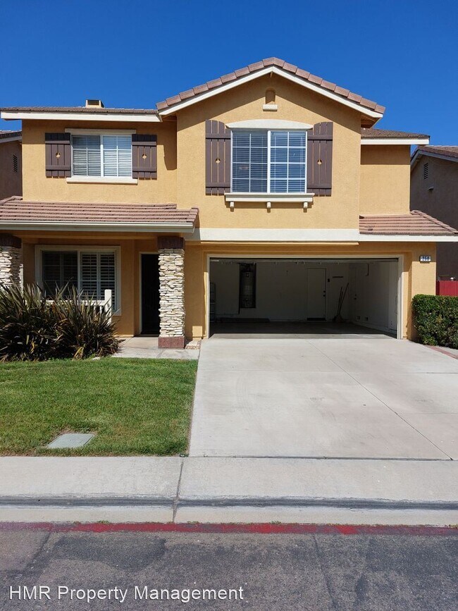 Building Photo - 4 br, 2.5 bath House - 250 Settlers Rd.