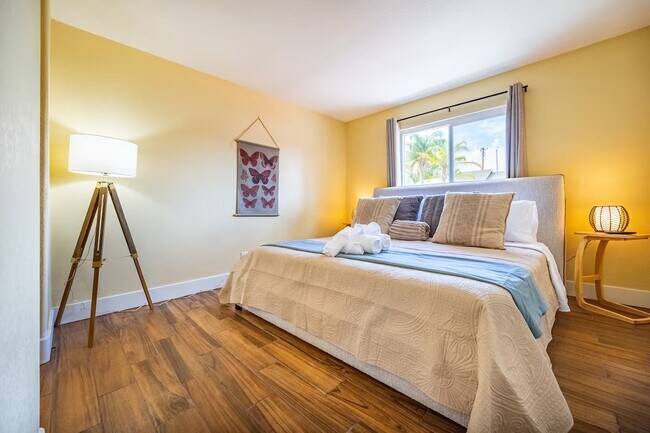 Foto del edificio - 1687 Sycamore St