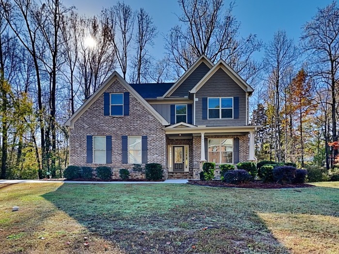 Foto principal - Beautiful Home located in Loganville!