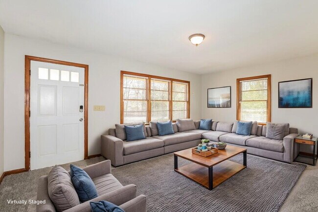 Foto del edificio - 2147 Camp Cir SW