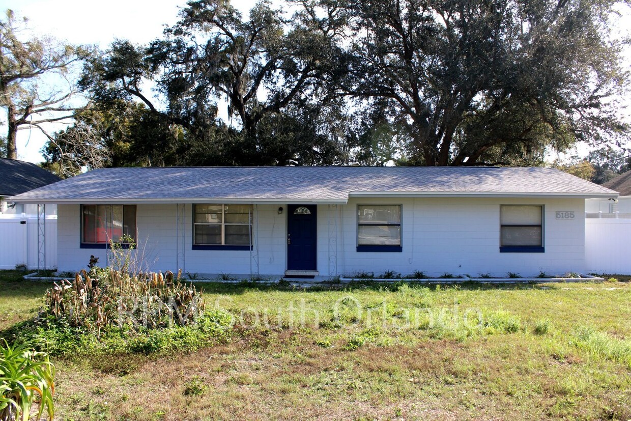 Primary Photo - Spacious 4-Bedroom Home for Rent in Orlando!