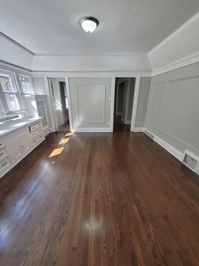 Foto del edificio - 2635-2637 N 48th St. (Duplex)