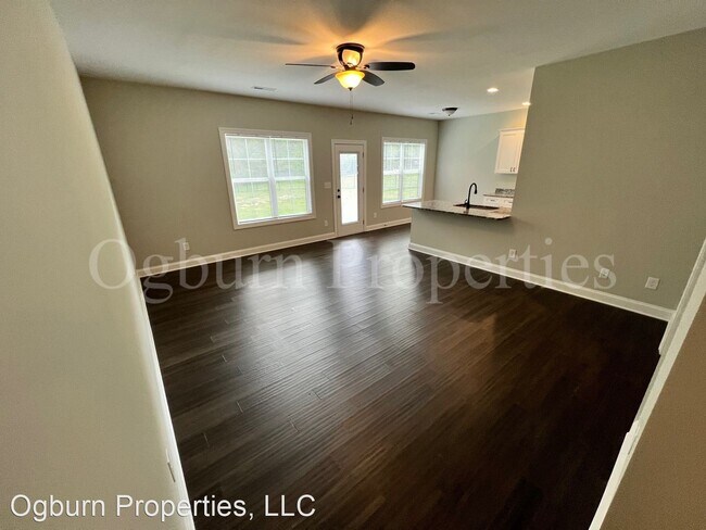 Foto del edificio - 3 br, 2 bath House - 1083 Country Lane