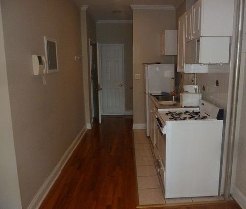 Foto del edificio - 83 E 3rd St