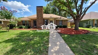 Building Photo - 2008 Espinosa Dr