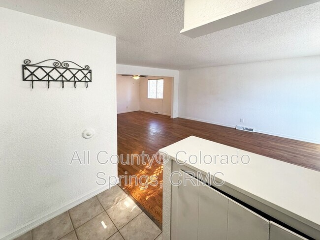 Foto del edificio - 923 Ellston St
