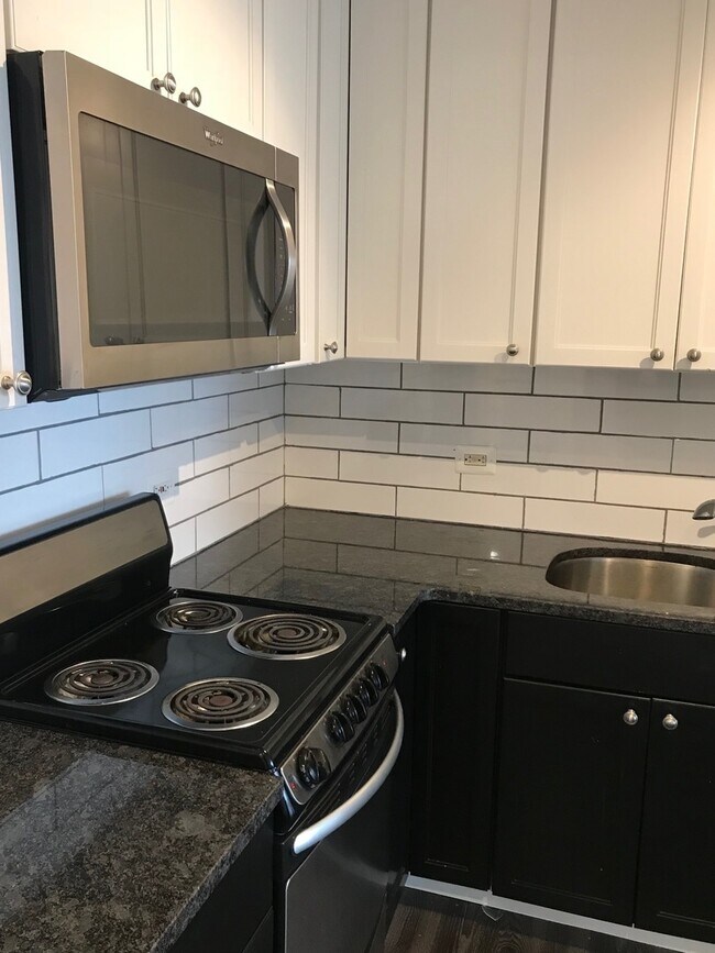 Foto del edificio - 1660 N La Salle Dr