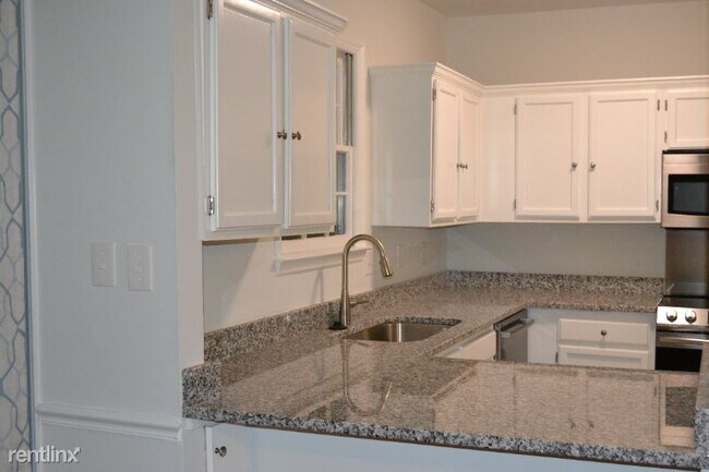 Foto del edificio - 2 br, 2 bath Condo - 3306 Selwyn Farms Ln