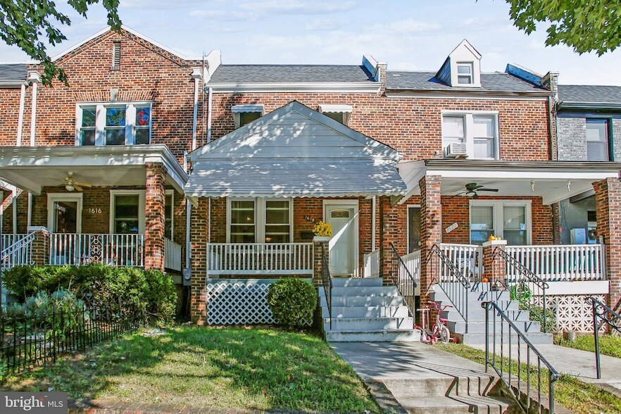 Photo - 1618 D Street NE Unit