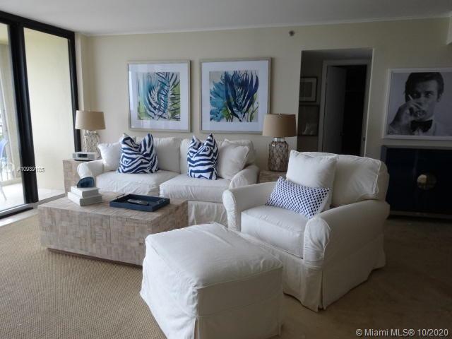 Foto del edificio - 200 Ocean Trail Way
