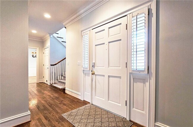 Foto del edificio - 5652 River Oaks Pl NW