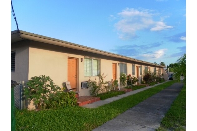 Building Photo - Valentine Apartments