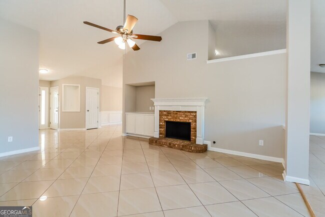 Foto del edificio - 30 Avonlea Dr