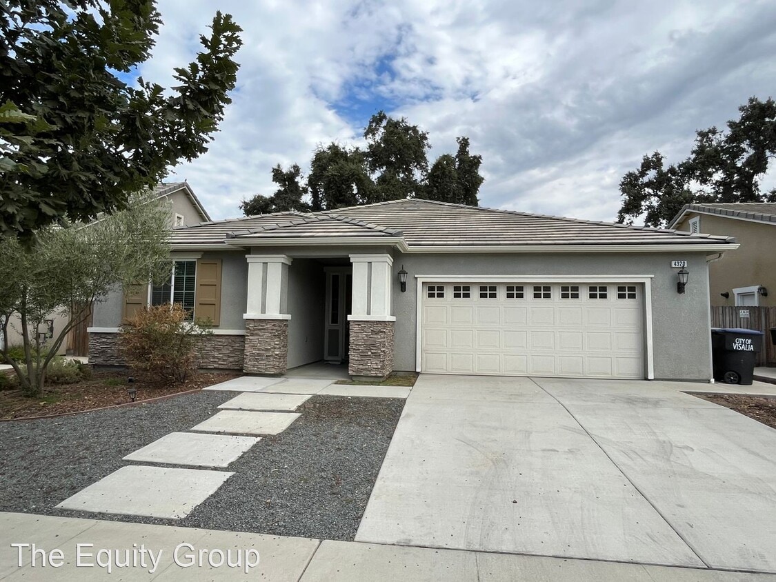 3 br, 2 bath House 4320 West Lark Ave House Rental in Visalia, CA